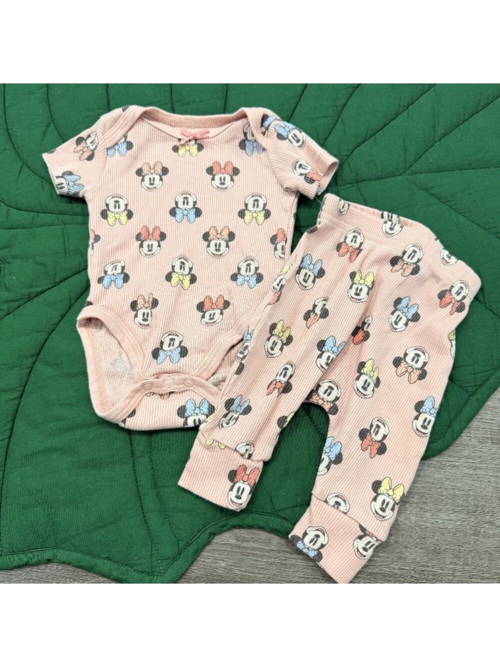 Disney Minnie Mouse 0-3M Pink Ribbed Outfit Set